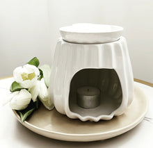 Load image into Gallery viewer, The 'Megan' Ceramic Wax Melt Burner