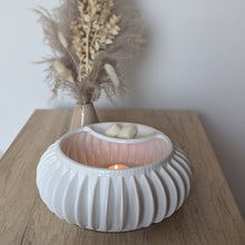 Load image into Gallery viewer, The 'Emilia' Ceramic Wax Melt Burner