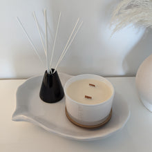 Load image into Gallery viewer, The Hannah Styling Plate