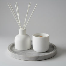 Load image into Gallery viewer, The Classic Candle & Reed Diffuser Gift Set