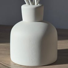 Load image into Gallery viewer, Classic MJM Reed Diffuser