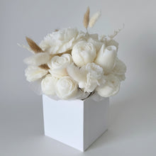 Load image into Gallery viewer, Wax Melt Floral Blooms
